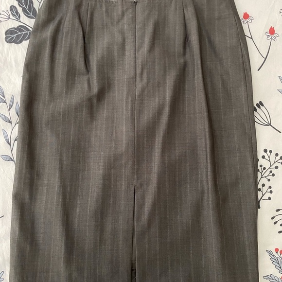 Country Road Pencil Skirt - Picture 3 of 3